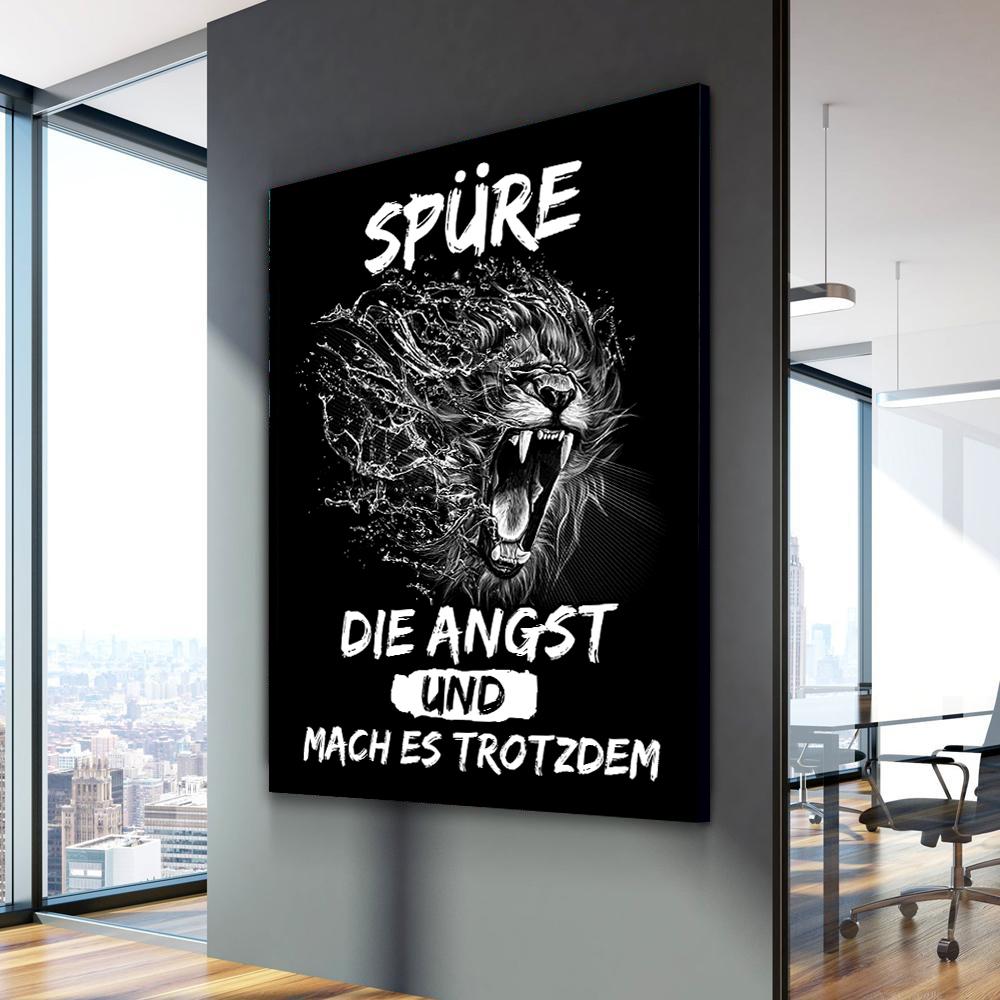 Spüre die Angst und mach es trotzdem Wandbild Young Hustle Spruch Löwe